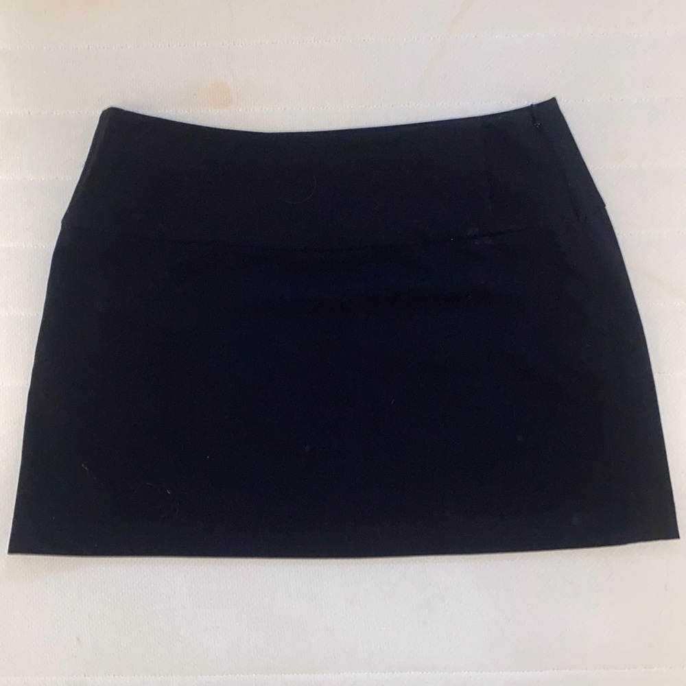 Aritzia black mini skirt